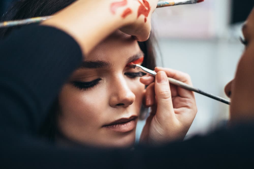 Experience Luxury: A Virtual Tour of Chhaya Shankar Makeovers